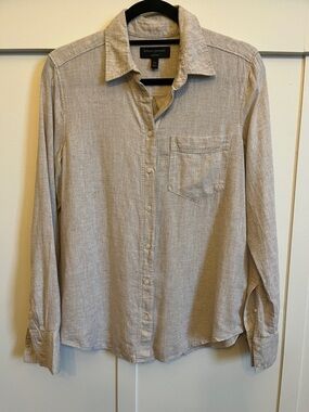BANANA REPUBLIC BTTON DOWN SHIRT XS